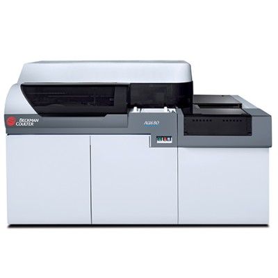 AU 680 con ISE anal.chim.cli.